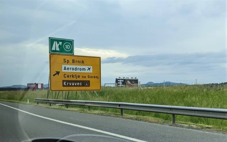 Sortie d'autoroute Slovénie