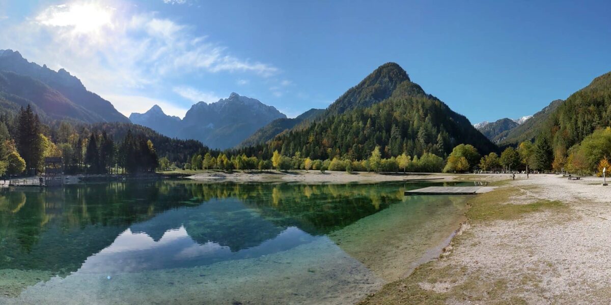Vue du lac Jasna et de ses environs